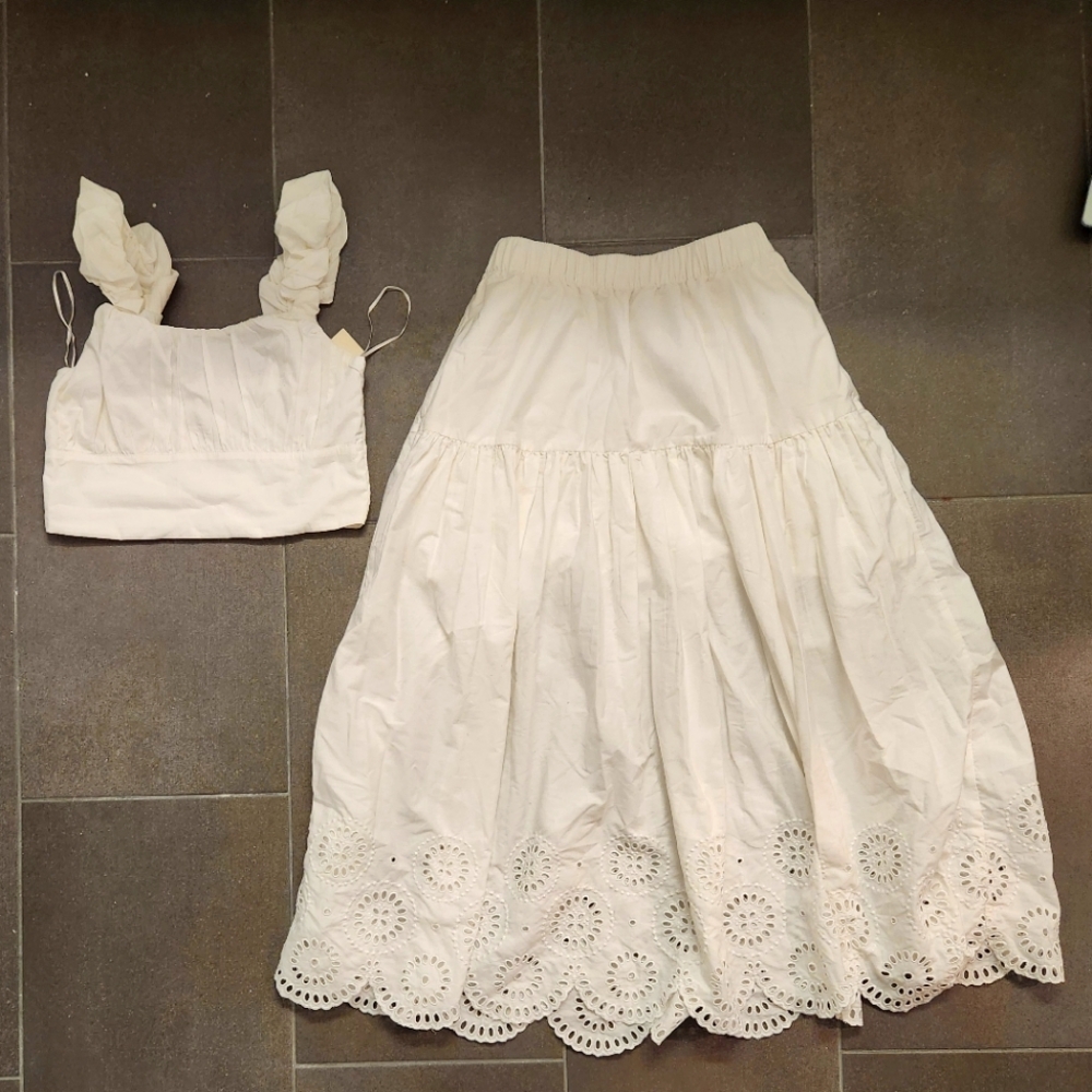 Abercrombie White Cotton Skirt Set